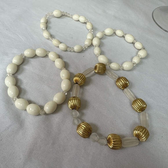 Set of 9 vintage stretch bead bracelets - Picture 8 of 8